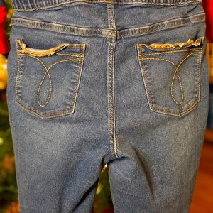 Jegging Bermuda shorts.